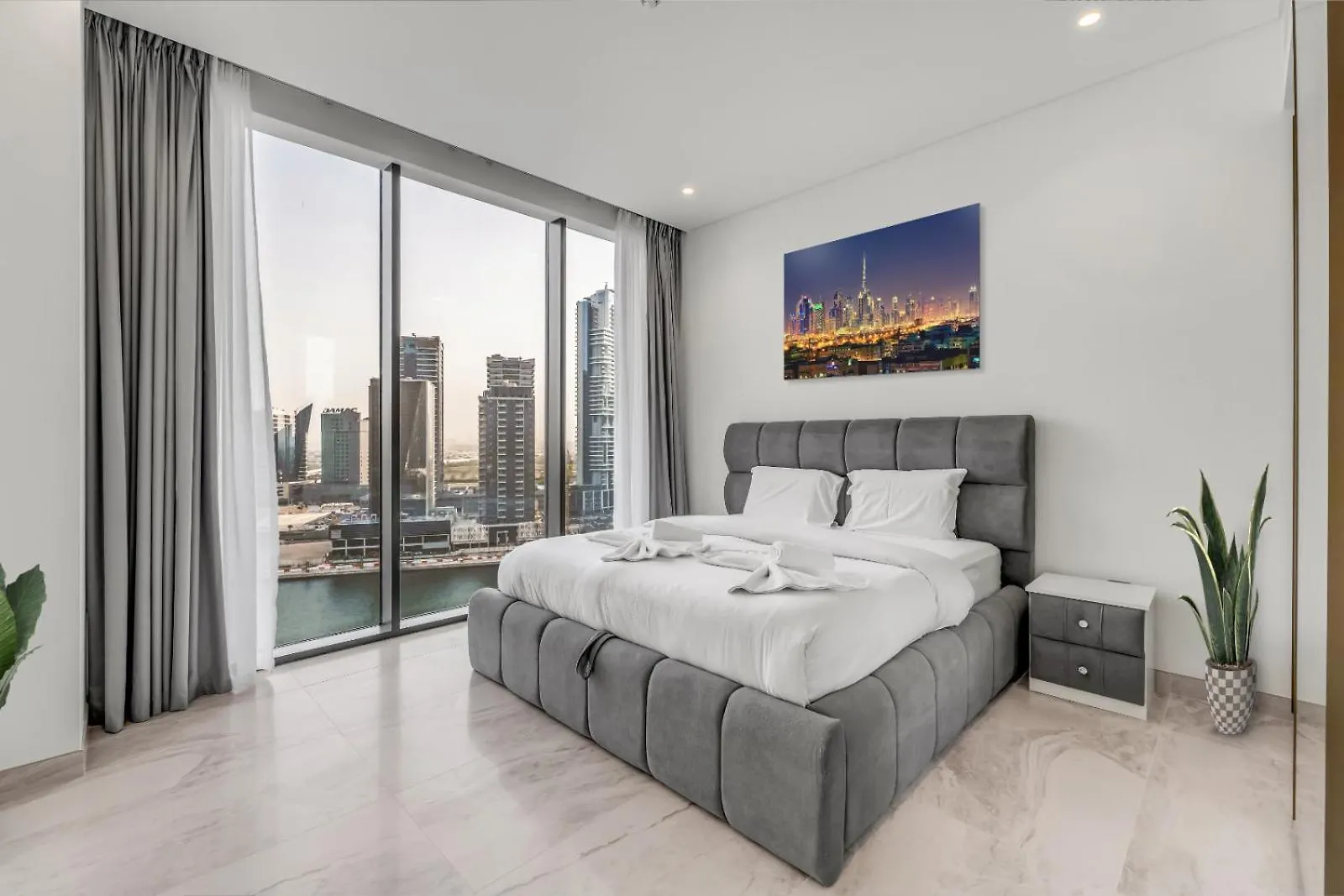 Spectacular Burj Khalifa & Canal View New 2Br Dubai Apartment